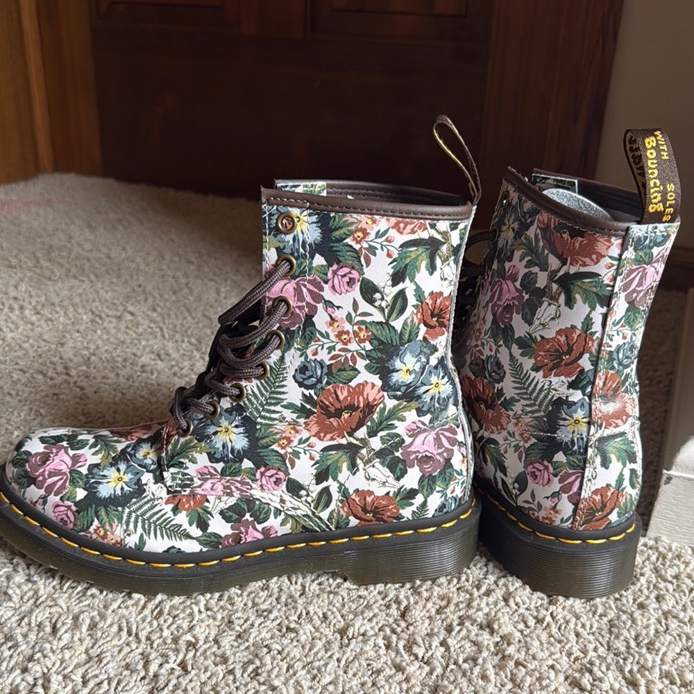 Floral Lace-Up Combat Boots - Pink/Green